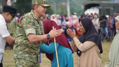 Pangdam III/Siliwangi Tinjau Pembangunan KDKMP dan Salurkan 3.000 Paket Sembako di Takokak Cianjur