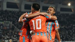 Gol Peralta dan Adam Alis Antar PERSIB Taklukkan Garudayaksa FC